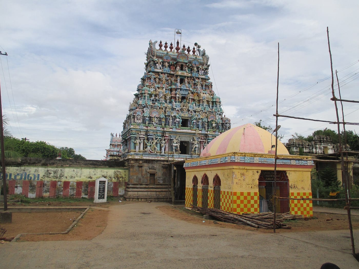 Kayarohanaswami Temple (Neelayadakshi Kovil), Nagapattinam